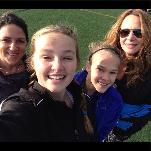 Meet your Posher, Elizabeth - Picture 4 of 6